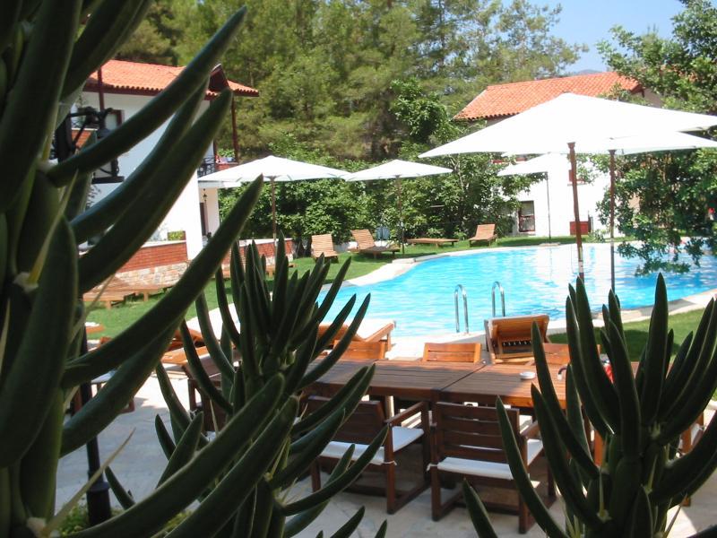 Hotel Forest Gate Гёчек Экстерьер фото