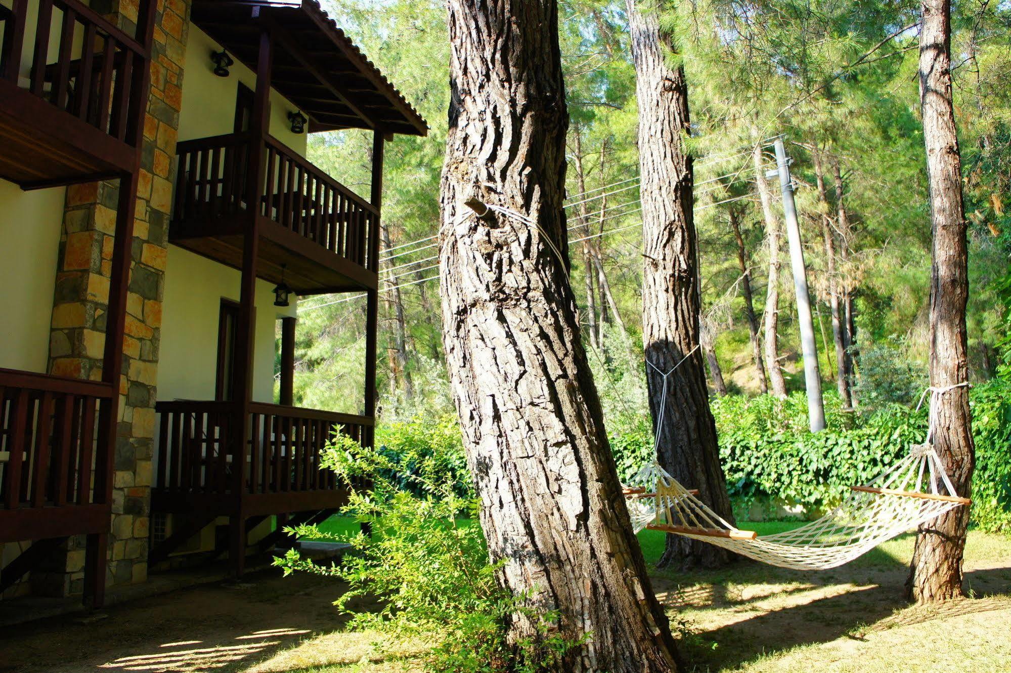 Hotel Forest Gate Гёчек Экстерьер фото
